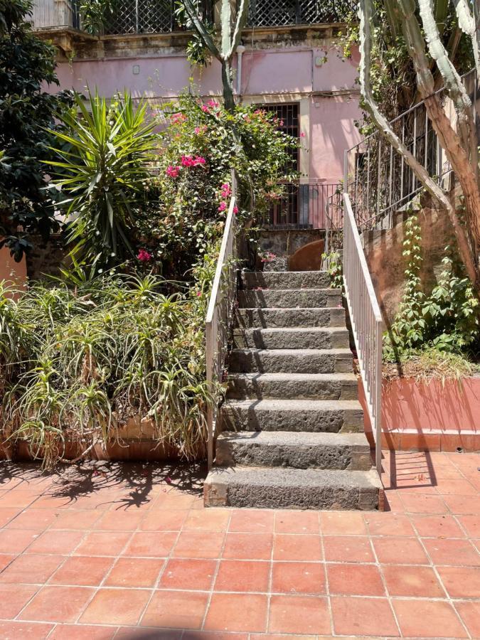 Appartement Corte Capuana à Catane Extérieur photo